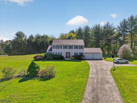 5 Fisher Court East Amwell NJ 08551