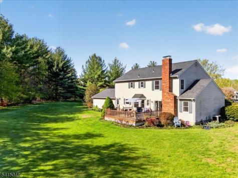 5 Fisher Court East Amwell NJ 08551