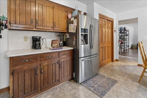5 Fisher Court East Amwell NJ 08551
