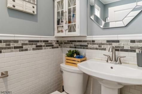 12 Winding Way West Orange NJ 07052