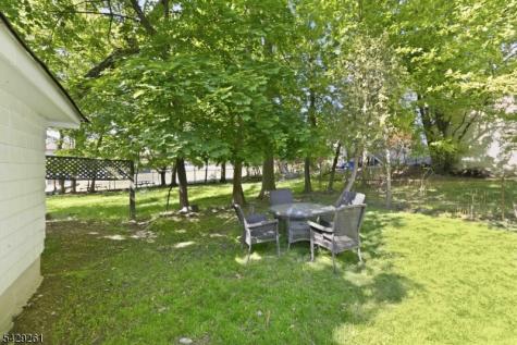 12 Winding Way West Orange NJ 07052