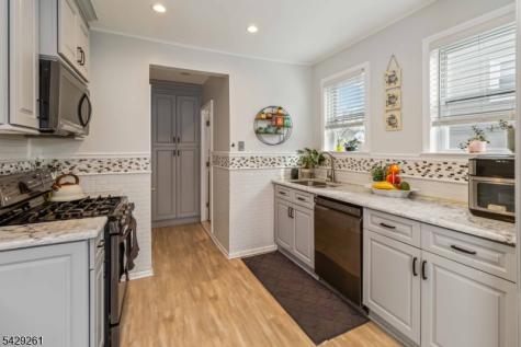 12 Winding Way West Orange NJ 07052