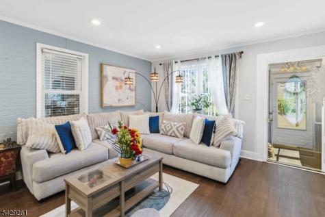 12 Winding Way West Orange NJ 07052