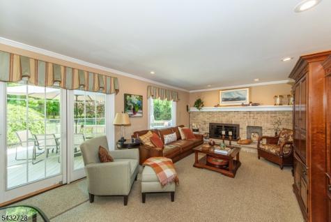 68 Musiker Avenue Randolph NJ 07869