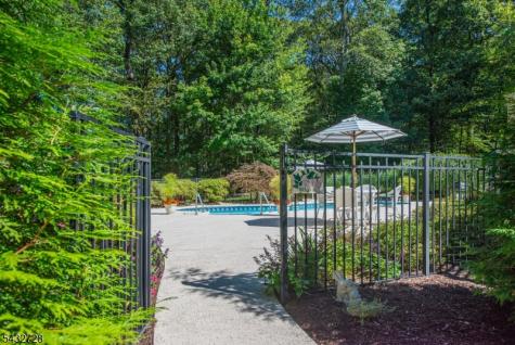 68 Musiker Avenue Randolph NJ 07869