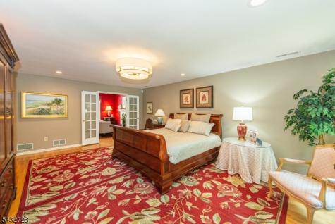 68 Musiker Avenue Randolph NJ 07869