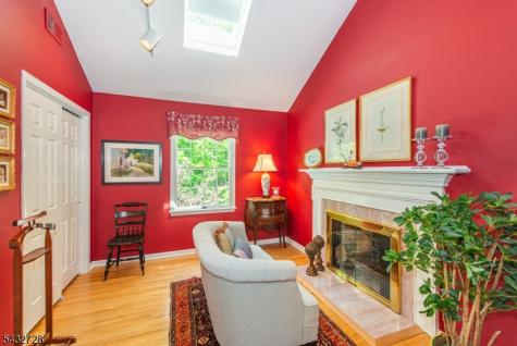 68 Musiker Avenue Randolph NJ 07869