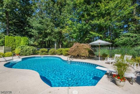 68 Musiker Avenue Randolph NJ 07869
