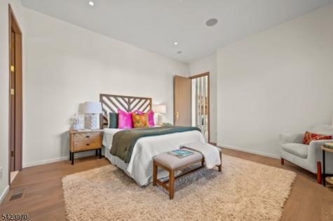 9 Far Brook Drive Millburn NJ 07078