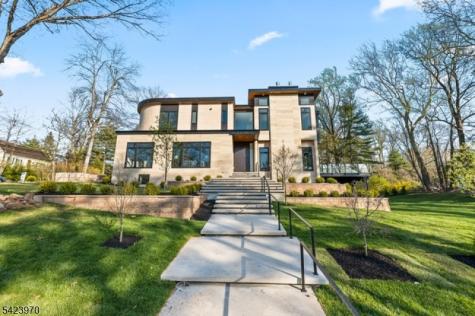 9 Far Brook Drive Millburn NJ 07078