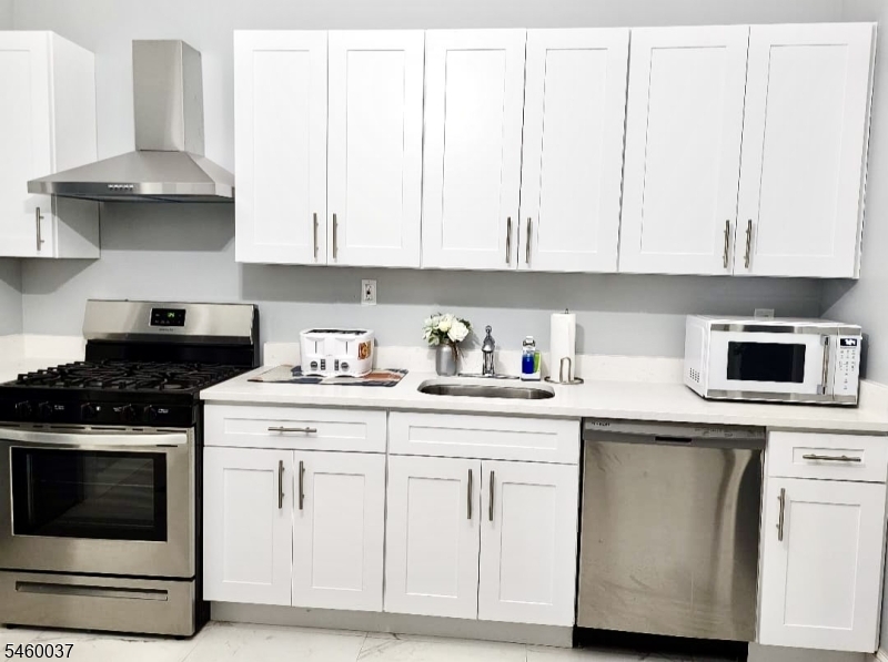 55 Morton Place East Orange NJ 07017