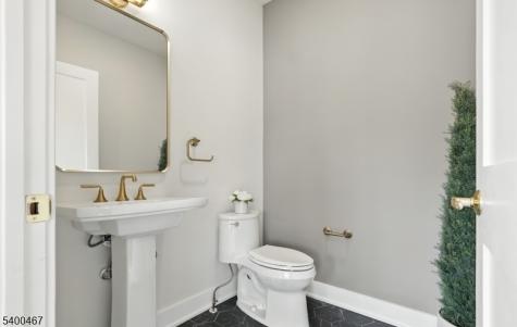 184 Canterbury Avenue North Arlington NJ 07031