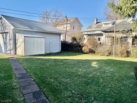 689 Linden Avenue Ridgefield NJ 07657