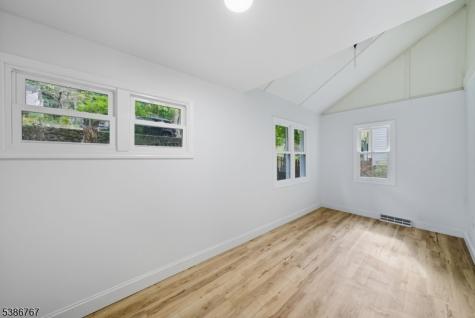 330 Springbrook Trail Sparta NJ 07871
