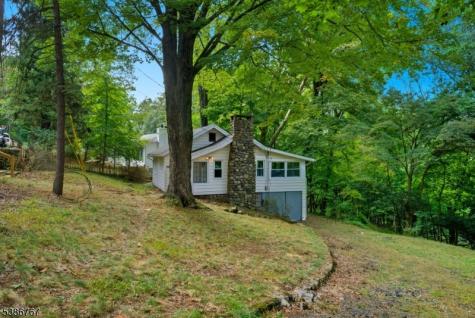 330 Springbrook Trail Sparta NJ 07871