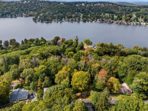 330 Springbrook Trail Sparta NJ 07871