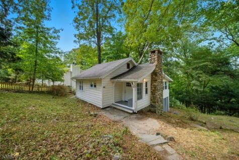 330 Springbrook Trail Sparta NJ 07871