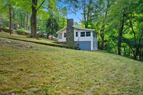 330 Springbrook Trail Sparta NJ 07871