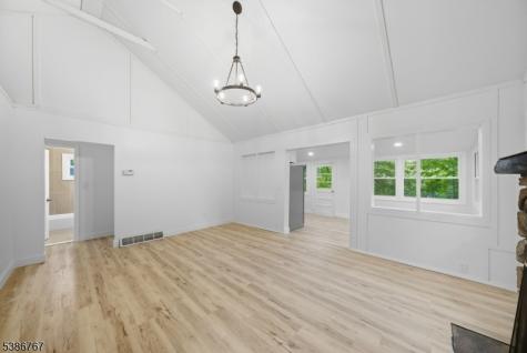 330 Springbrook Trail Sparta NJ 07871