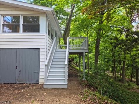 330 Springbrook Trail Sparta NJ 07871