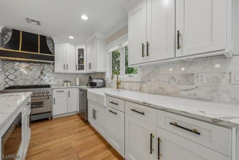 676 Ridgewood Road Oradell NJ 07649