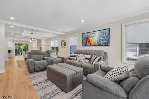 676 Ridgewood Road Oradell NJ 07649