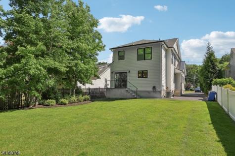 676 Ridgewood Road Oradell NJ 07649