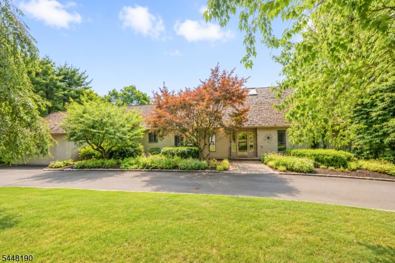 8 Woods Lane Chatham NJ 07928