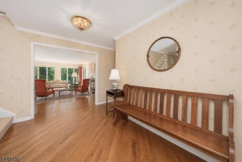 8 Woods Lane Chatham NJ 07928