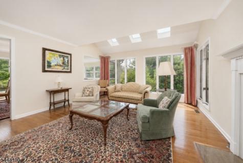 8 Woods Lane Chatham NJ 07928