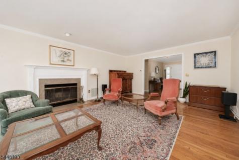 8 Woods Lane Chatham NJ 07928