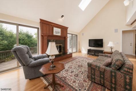 8 Woods Lane Chatham NJ 07928
