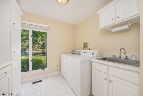 8 Woods Lane Chatham NJ 07928