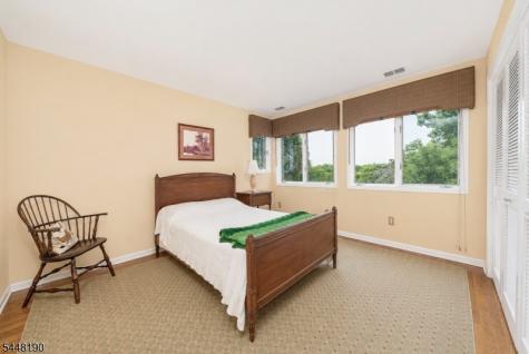 8 Woods Lane Chatham NJ 07928