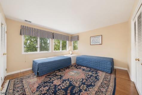 8 Woods Lane Chatham NJ 07928