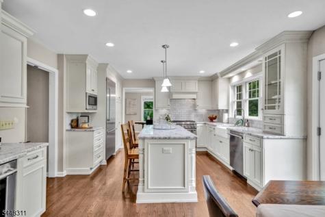 5 Fieldstone Drive Clinton NJ 08833