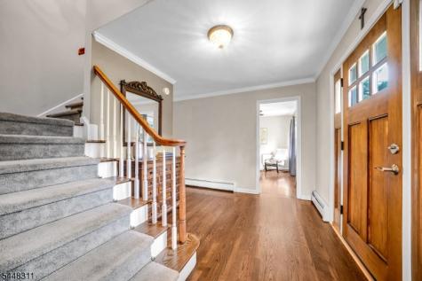 5 Fieldstone Drive Clinton NJ 08833
