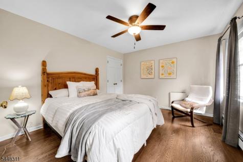 5 Fieldstone Drive Clinton NJ 08833