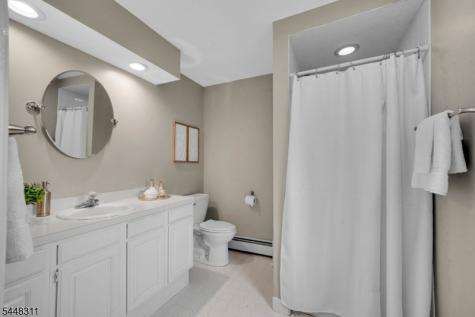 5 Fieldstone Drive Clinton NJ 08833