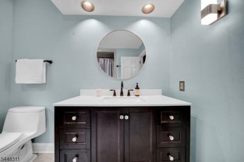 5 Fieldstone Drive Clinton NJ 08833