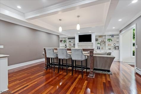 31 Forest Hills Way Cedar Grove NJ 07009