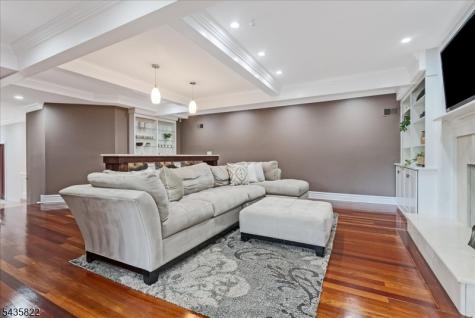 31 Forest Hills Way Cedar Grove NJ 07009