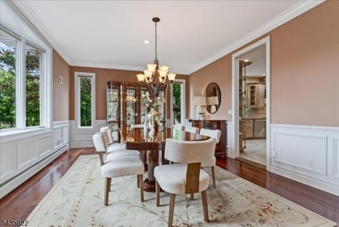 31 Forest Hills Way Cedar Grove NJ 07009