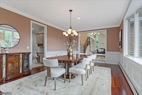 31 Forest Hills Way Cedar Grove NJ 07009