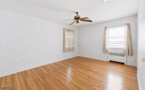 1221 Oak Place Union NJ 07083