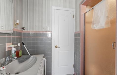1221 Oak Place Union NJ 07083