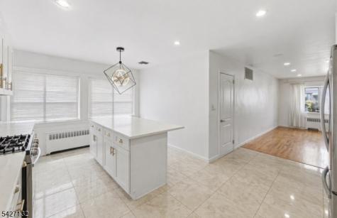 1221 Oak Place Union NJ 07083
