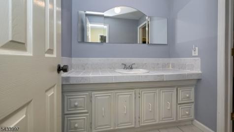 42 Stirling Lane Wayne NJ 07470