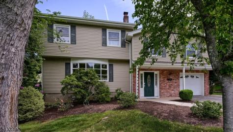 42 Stirling Lane Wayne NJ 07470