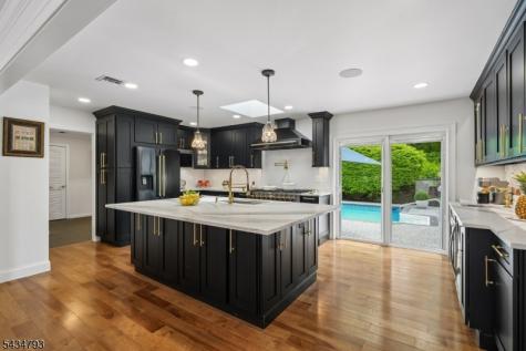 11 Auriemma Court Roxbury NJ 07850
